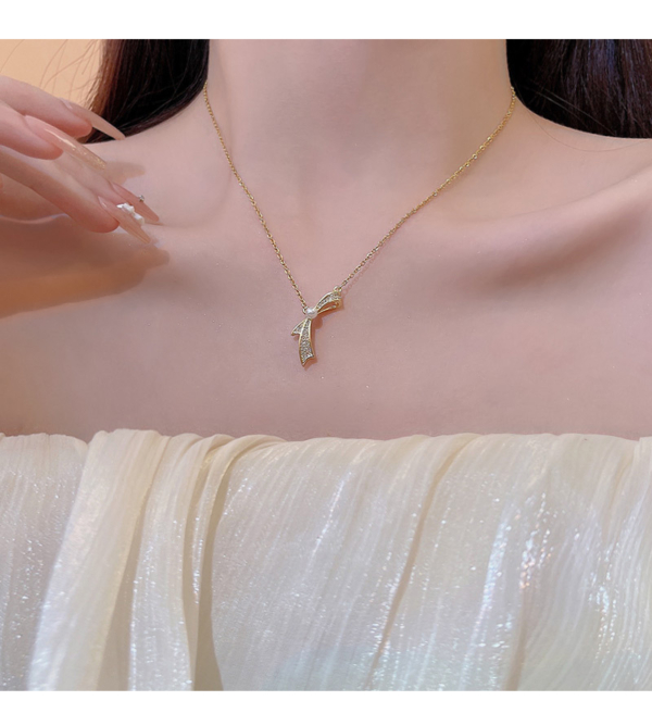 鈦鋼｜輕奢感蝴蝶結項鍊