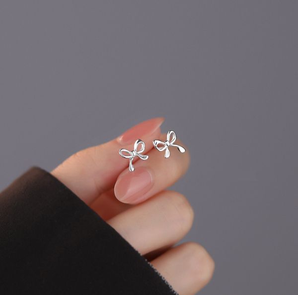 S925純銀｜蝴蝶結耳環