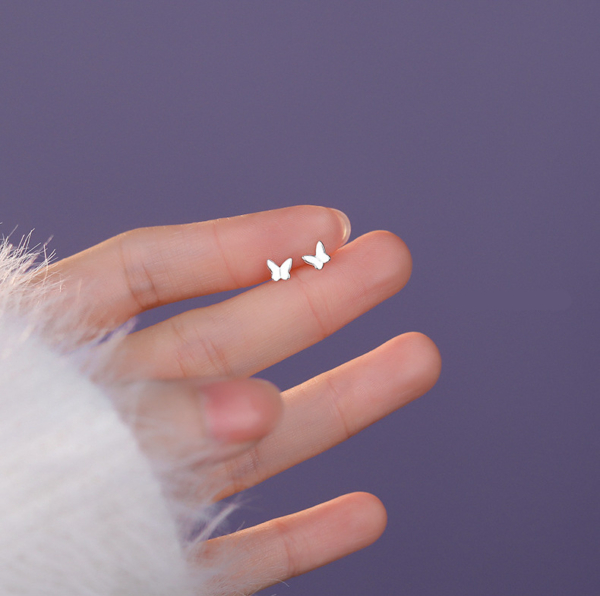 S999純銀｜小蝴蝶耳環