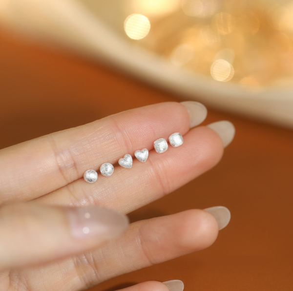 S999純銀｜簡約磨砂耳環