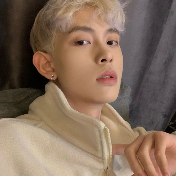 高級感簡約耳環