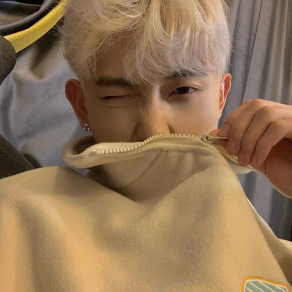 高級感簡約耳環