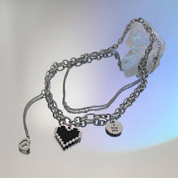 鈦鋼｜馬賽克像素愛心項鍊